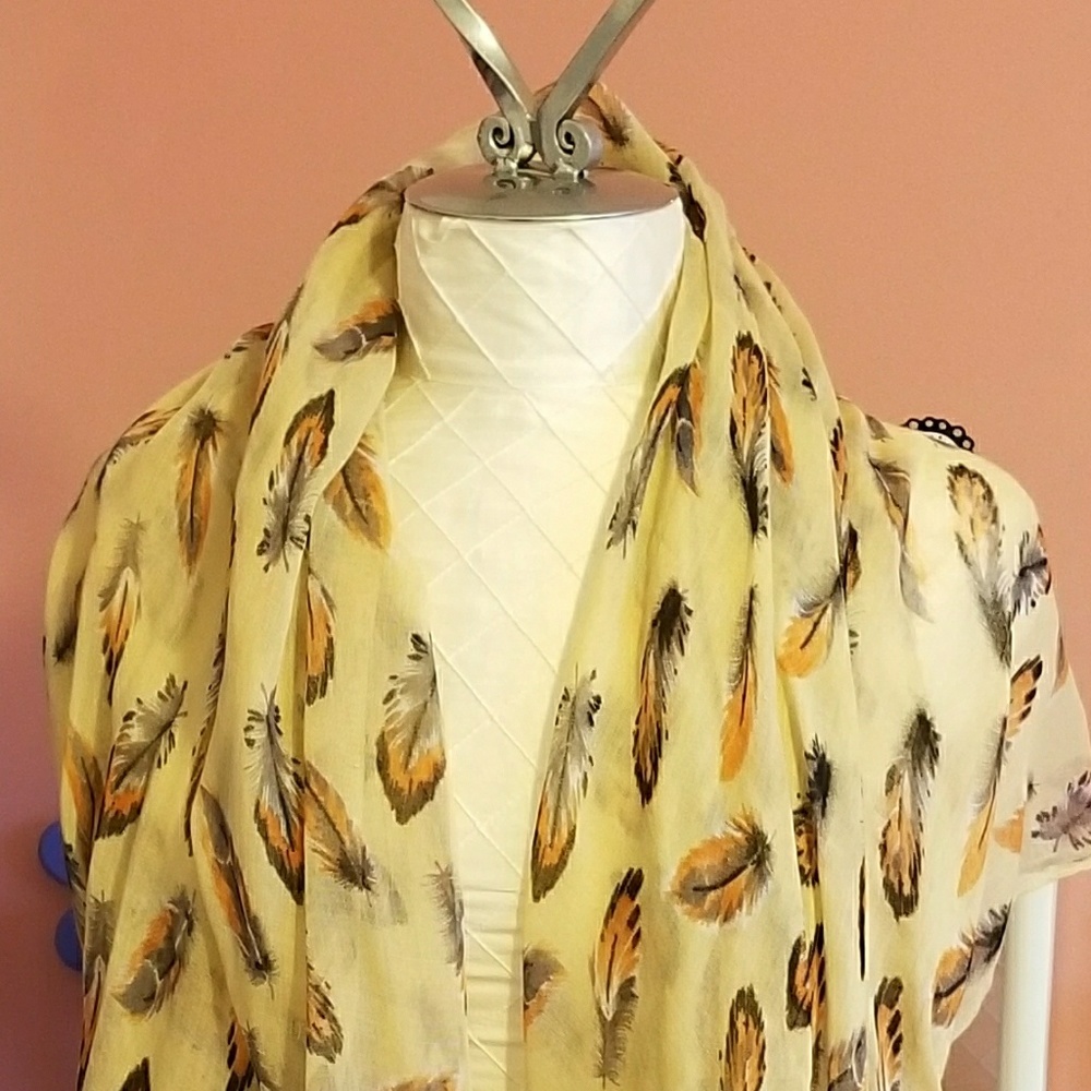 Beautiful Huge Cream Feather Scarf